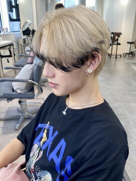 ユーフォリア 渋谷グランデ(Euphoria SHIBUYA GRANDE) エンドカラー シースルーマッシュ ホワイトベージュ MOMO