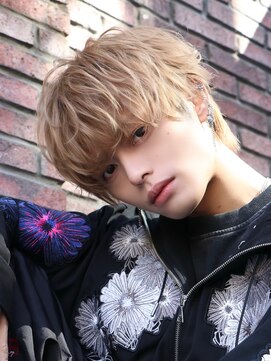 オーシャントーキョーウエスト 心斎橋 (OCEAN TOKYO WEST) メンズヘアゆるふわ束間カールマッシュミルクティーベージュ