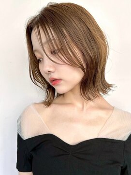 サンドレオ 新宿店(sand Leo) オリーブグレー/韓国風巻き/レイヤーカット/くすみベージュ/新宿