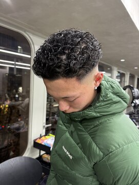 ニコ トウキョウ ロジック(nico TOKYO Logic) スキンフェードスパイキーショートパーマ短髪刈り上げ