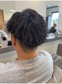 メンズツイストスパイラルパーマスタイル