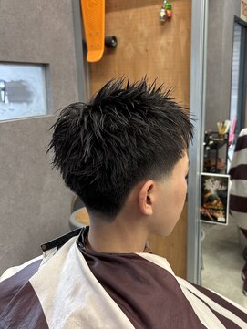 フジヤマバーバーショップ アジト(FUJIYAMA BARBER SHOP ajito) スパイキーショート