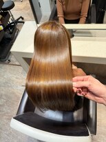 ユアーズ ヘアー 新宿EAST(youres hair) 髪質改善トリートメントで叶う美髪ストレート レイヤーカット