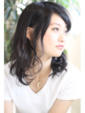 ヘアーアンドエステティック ヴェリス(hair&esthetic Velis) 【Velis】黒髪ミディアムのレイヤーカール♪