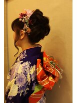 エヴィス(evis) 編込みアップと振袖