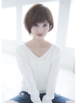 ラ フォルム(La forme) 大人ナチュラル小顔ショート