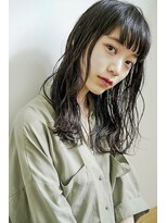 ネイヴィル(navile)&nbsp;[navile 小林] レイヤーミディアム×シアーダークアッシュ