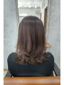 イコウヘアデザイン(icou hair design) おもかるセミロング