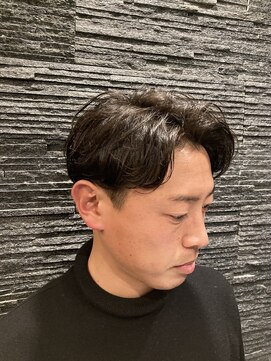 プレミアムバーバー 表参道店(PREMIUM BARBER produce by HIRO GINZA) ツーブロックナチュラル七三パーマ