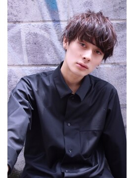 エイチ(H eitf) 束感ショートマッシュ