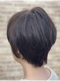 ショートボブ