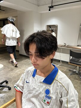 ザ オーダー(THE ORDER) センターパート/ニュアンスパーマ