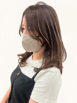 ネイロ バイ ジルブラン 葛西(NeiRo by JIL BLAN)&nbsp;レイヤーカット白髪ぼかしハイライトダブルカラーインナーカラー