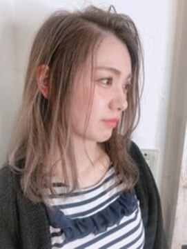 シキ サカイテン(SHIKI) 束感ミディアム