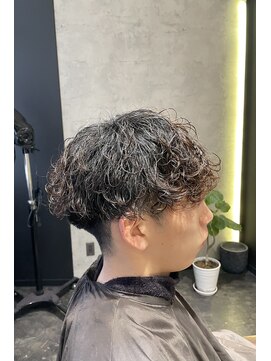 ナイン(N INE.) 波巻きパーマ