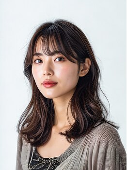 クロ(curro)の写真/白髪をただ活かすだけではなく、頭皮と髪の健康を考えた施術で大人女性の綺麗を叶える。[流山おおたかの森]