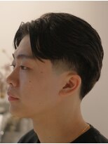 グラッシー(GLASSY)&nbsp;スキンフェード/ツイストピンパーマ/スパイキーベリーショート：