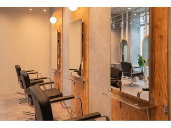 Agu hair stag 宇都宮城東店【アグ ヘアー スタッグ】