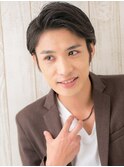 七三分けダークアッシュツーブロックショートZ北浦和