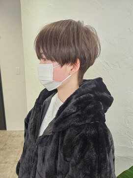 イット(it.) it. YUI マッシュショート アッシュブラウン