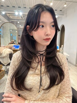 レイラバイアフロート 吉祥寺(Lila by afloat) 顔まわりカット/レイヤーカット/オリーブベージュ/レイヤー