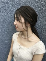 イオ(io)&nbsp;顔まわりデザイン／ダークカラー/オリーブグレージュ