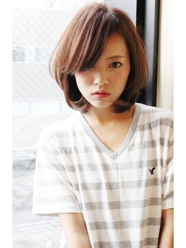 レウナ 外苑前(Reuna) 乾かすだけで簡単☆黒髪ナチュラルショート