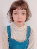 『December』顔まわりにポイント外ハネボブ×ミルクティーカラー