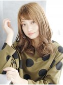 透け感バングのボリュームミックスカール