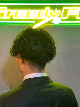 グリーディーフォックス 代々木(Greedy FOX) 韓国マッシュ/センタ-パ-ト/ツイストスパイラル/スキンフェード