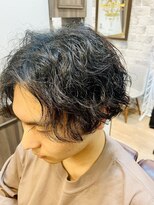 ミリオンバックス 上野(Million Bucks)&nbsp;韓国マッシュ/ダークアッシュ/ニュアンスパーマ/スペインカール