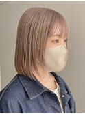 ミルクティーベージュグレーベージュ顔まわりレイヤーボブウルフ