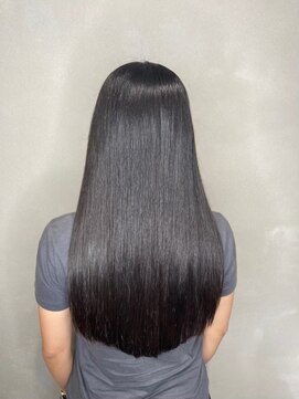 フェアリーテール 高坂店 つやっつや！髪質改善+縮毛矯正で魅惑の黒髪ロング