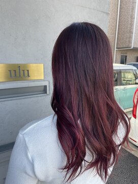 ヘアーデザイン ディードット ウル(D. ulu) ワインレッド