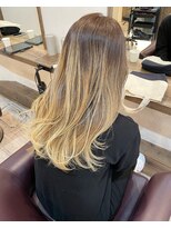 ユニコ(unico)&nbsp;バレイヤージュ/グレージュ/ハイライト