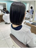 くせ毛さんでも大丈夫！自然な丸みの切りっぱなしボブ