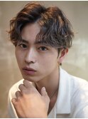 センターパート毛流れシャドウパーマ無造作パーマ韓国黒髪