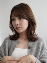 ログ(LOG)&nbsp;ミディアムレイヤー 外ハネミディアム