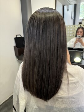 黒髪/クラゲヘアー/オリーブグレー/小顔/ココアベージュ/茨木 