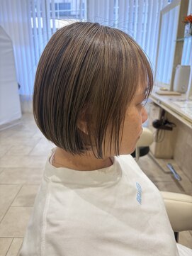 アッシュ 仙川店(Ash) ショートボブ40代50代60代脱白髪染め大人ハイライト白髪ぼかし