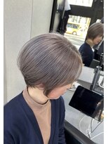 スラッシュ ホワイト(SLASH white) 脱白髪染めハイライト/白髪ぼかし/透明感カラー/髪質改善