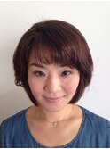 厚めバングが大人かわいい♪ピンクベージュ重めマッシュボブ