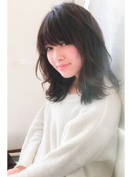 ウィービーパセリ atre川越店(WE BE PARSLEY) ラフかわフリンジバング×スポンテニアスでグレージュ