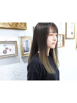 プライベートサロン キッテ(private salon kitte.) ストレートロング×グラデーションカラー