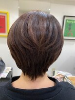 美容室 マム(MOM) 前下がりボブ