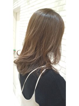 ヘアーズ 住吉店(HAIRZ) 《HAIRZ》林真紀スタイル・大人女子のオリーブグラデーション