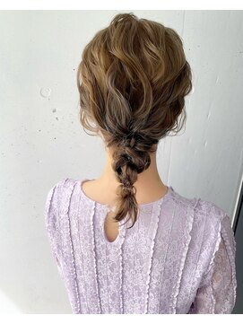 シュリット(schritt) ミディアムヘアであみあみヘアアレンジschritt mutsuki