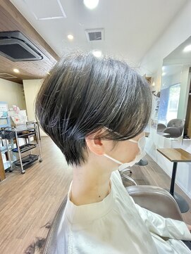 モアナヘア(moana hair) くびれハンサムショート