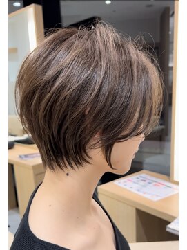 アテナ アヴェダ(ATENA AVEDA) (ATENA AVEDA) やわらかショートボブ