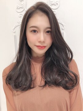 ラベスト バイ セロ 池袋メトロポリタン前(LOVEST by CERO) ロング/アッシュベージュ［池袋駅 髪質改善 弱酸性縮毛矯正］